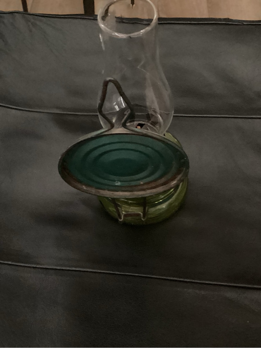 Vtg. Green Glass Finger oil lamp, (Chamber Lamp). Mimics late Victorian era - Picture 4 of 4